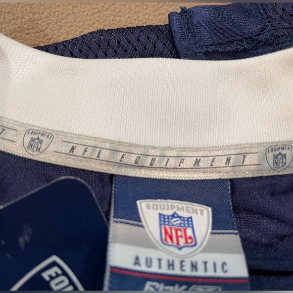 NFL San Diego Chargers NWT XXL Reebok Ladainian Tomlinson #21 Reebok home Jersey - Picture 6 of 12